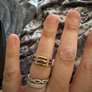 Elegant Gold and Purple Women's Ring